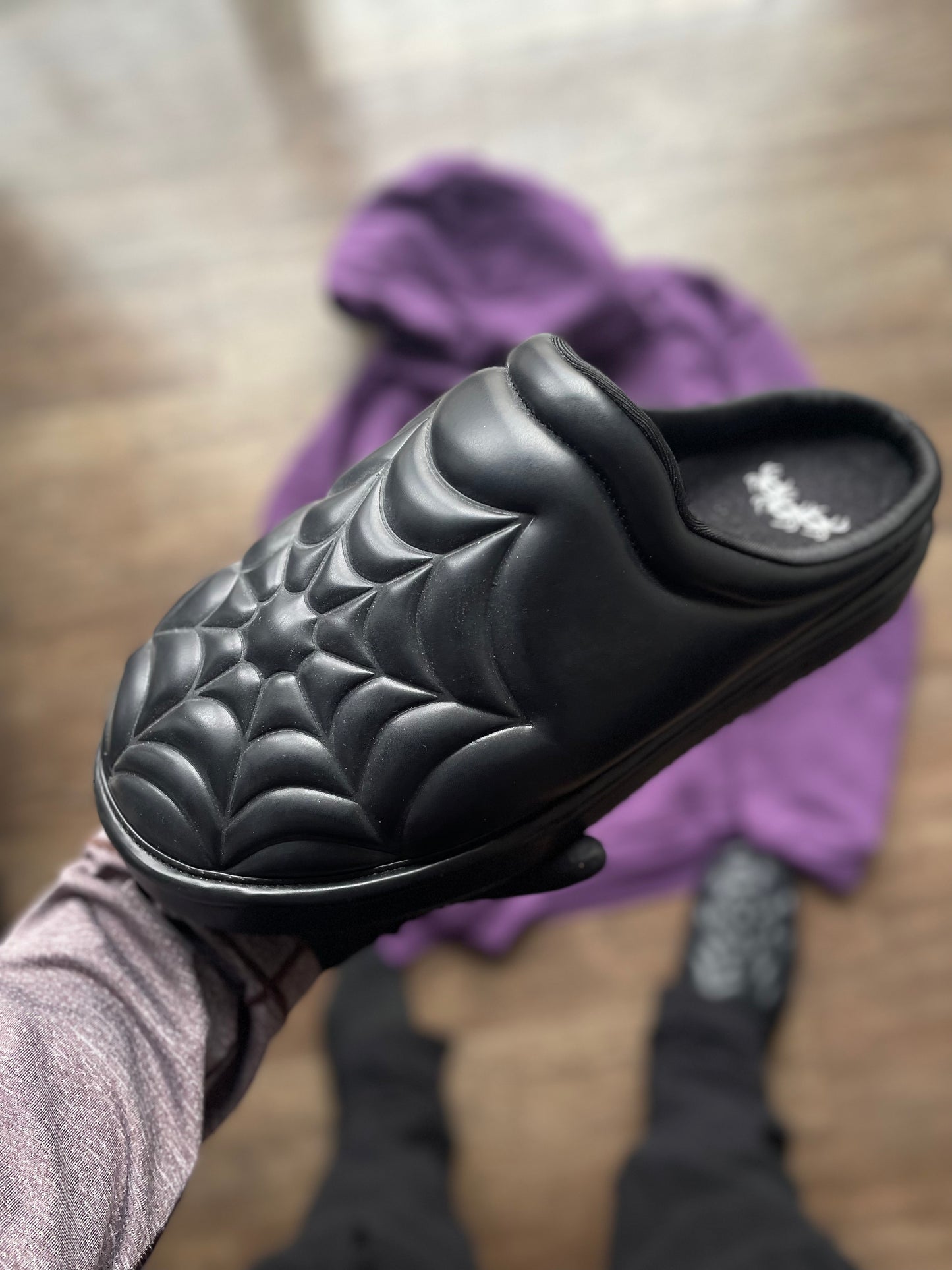 Spider Clogs